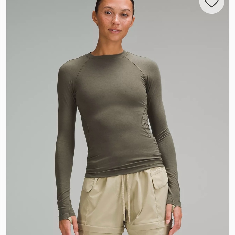 Lululemon Athletica Long Sleeve Crewneck Base Layer